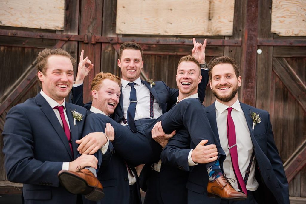 Canadian Wedding Photographer and Creative Raelene Schulmeister - Showit Canadian Wedding Photographer and Creative Raelene Schulmeister