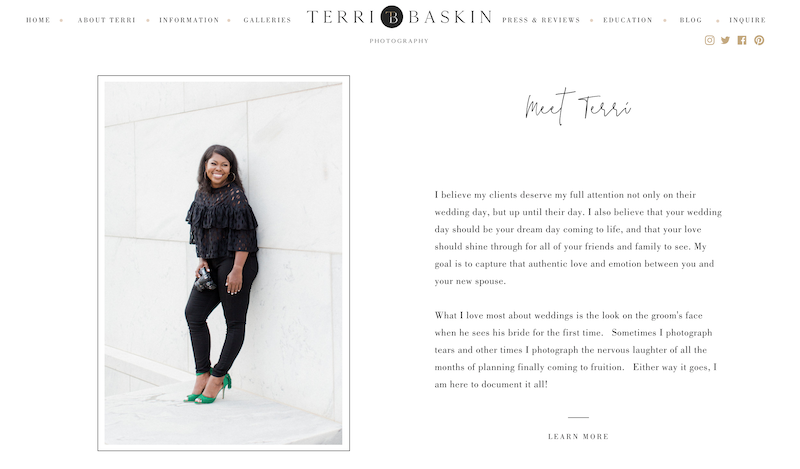 how to have a great photography website - Showit great example of photographer About Page