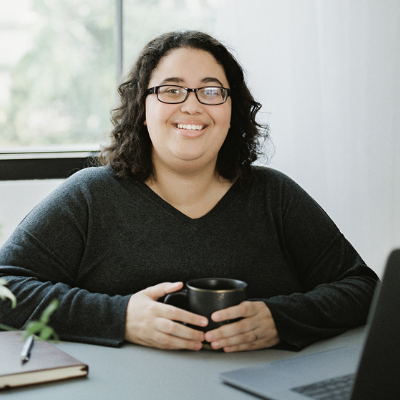 Stefani Lefler headshot